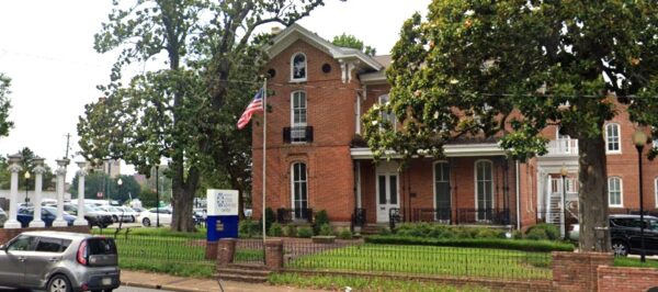 Patton-Bejach House (Four Flames Restaurant)